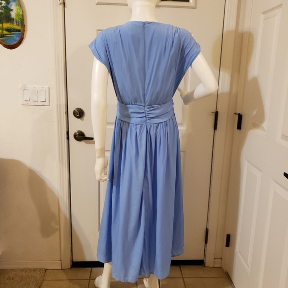 JOIE V-neck Belted Midi Dress with Pockets size 6 - Picture 6 of 10